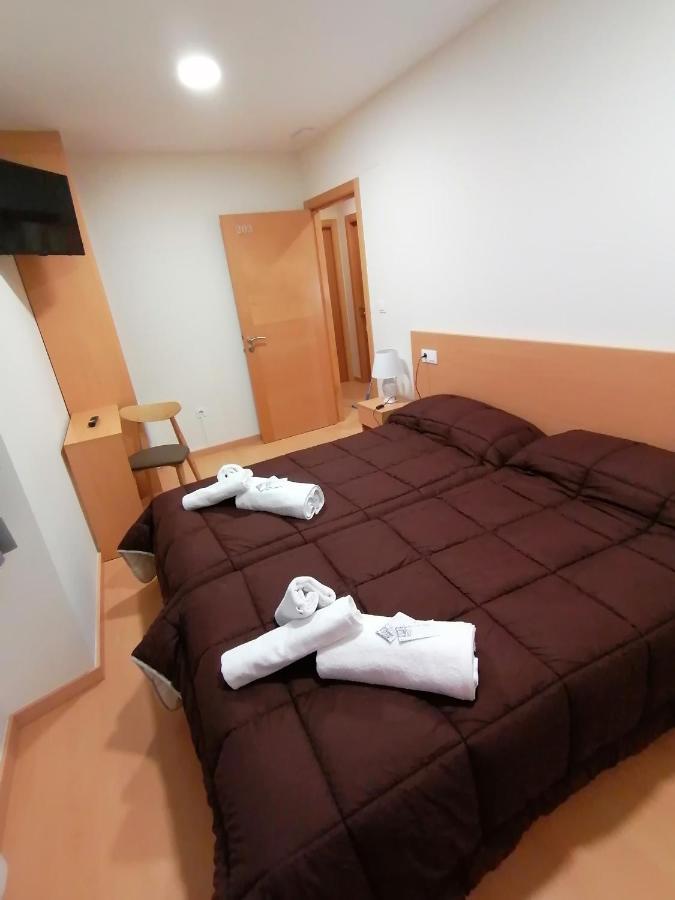 Hospedaxe Casa Avelina Hotell Palas de Rei Rom bilde